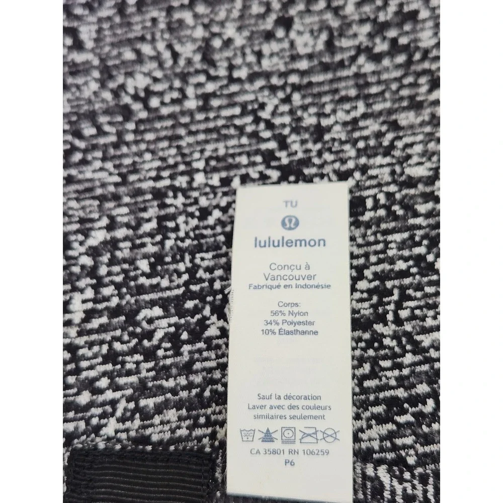 Lululemon Vinyasa Scarf Women OS Black White Snap Convertible Wrap